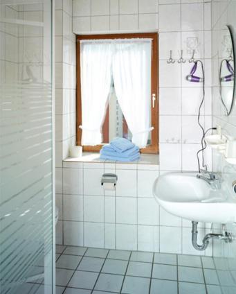 Landgasthof Zum Siebenbachtal Strotzbüsch Exteriör bild